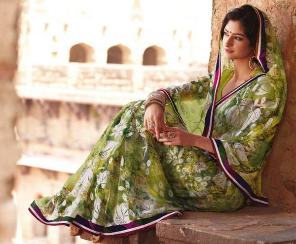 Dress wearing to maintain decency